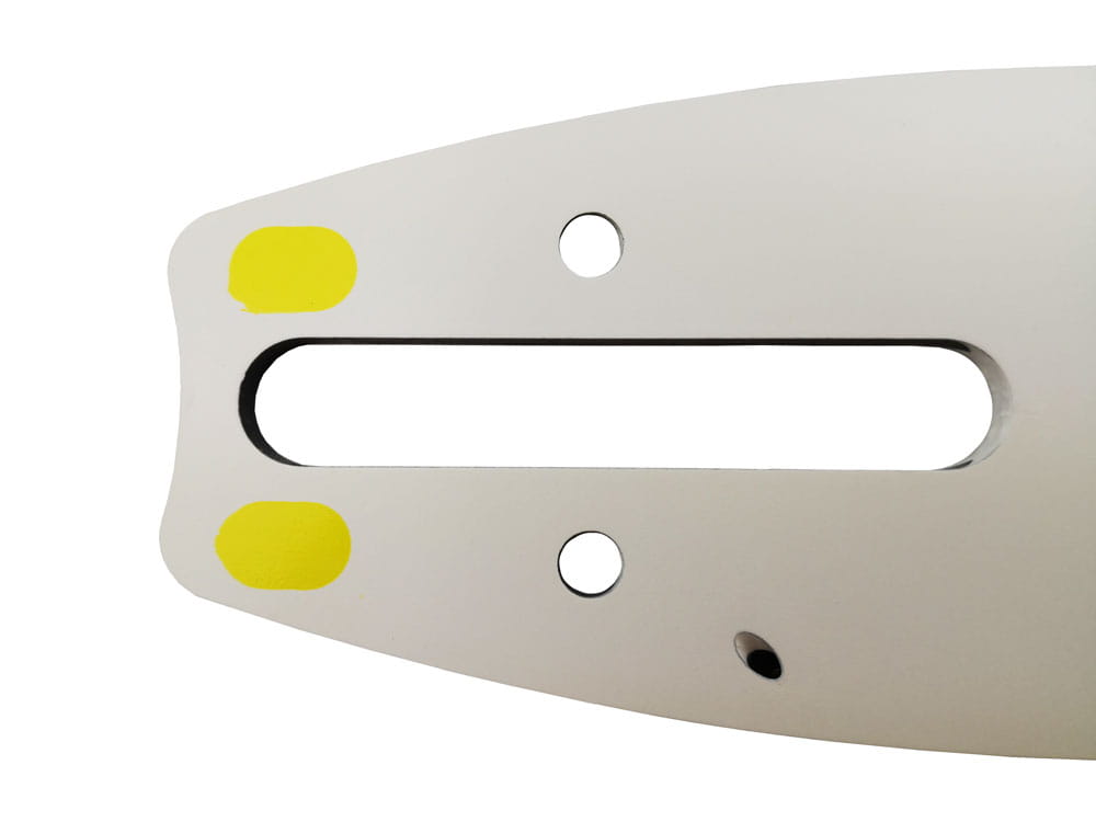 Skośny otwór smarowania prowadnicy STIHL Rollomatic ES Light